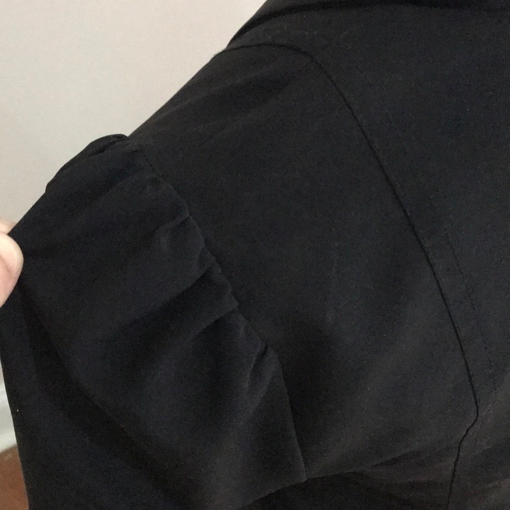 Black blazer - Picture 6 of 8